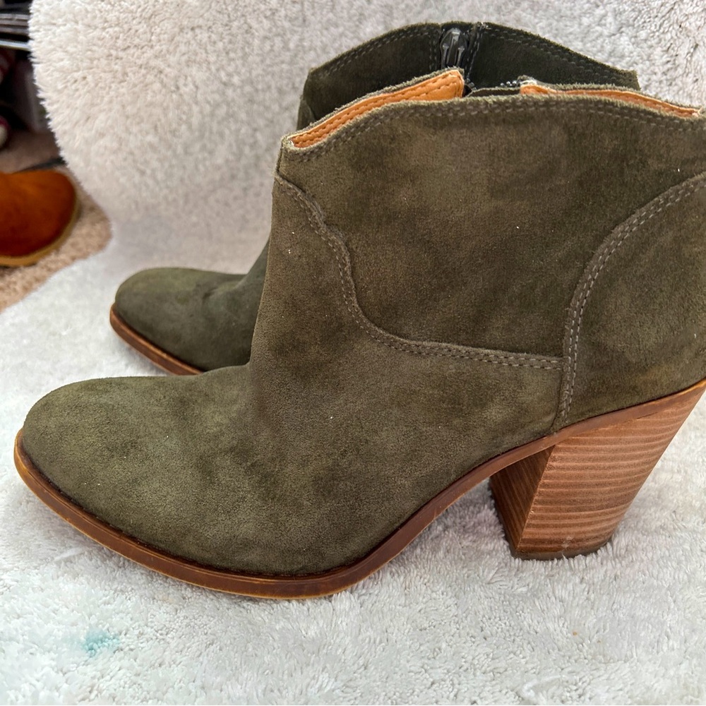 Lucky Brand Leather/Suede Eller Ankle Boots Olive Green Size 10 Women’s